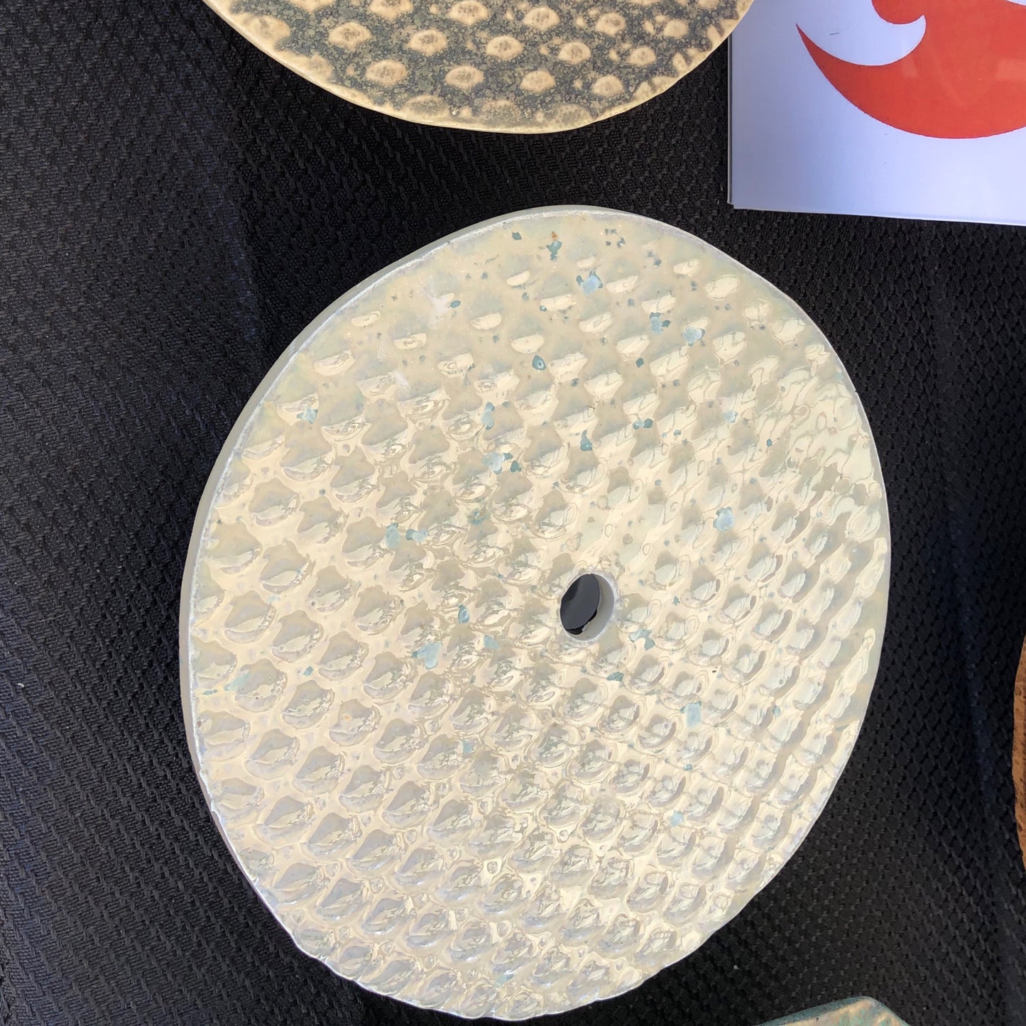 Medium Oil Round